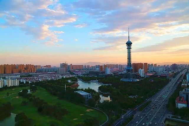 河北小城，温馨日常映照岁月静好